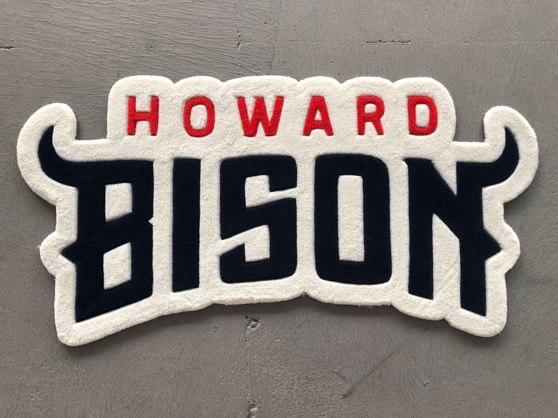Howard University - Logo hand tuft rug